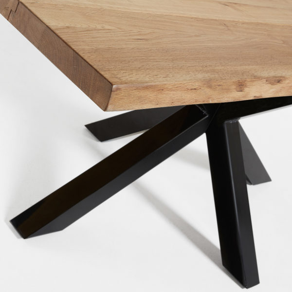 Blagovaonski stol Arya, hrast, crne čelične nogice, više dimenzija