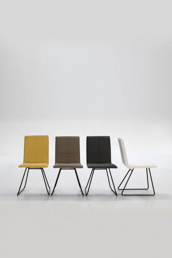 Blagovaonska stolica Eva, 4 boje