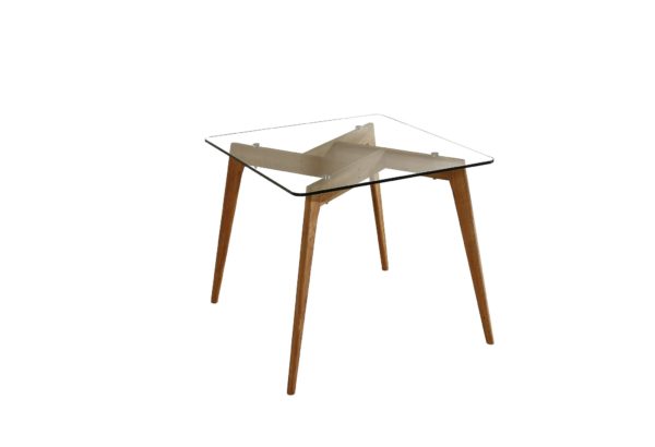 Kvadratni blagovaonski stol Janis, dvije boje postolja