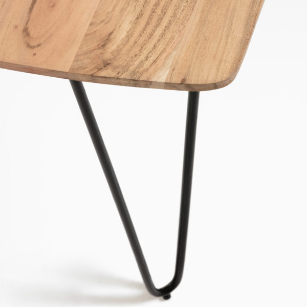Blagovaonski stol Barcli, dvije dimenzije