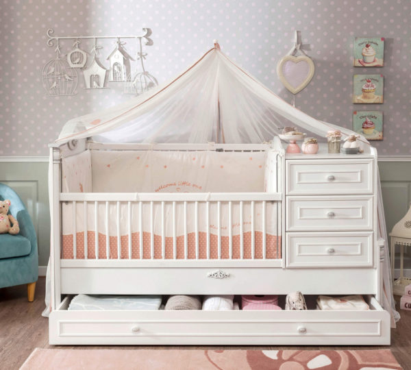 Otroška posteljica Romantic Baby, z dodatnim ležiščem (spremenljiva), dimenzije 189 x 118 x 101 cm