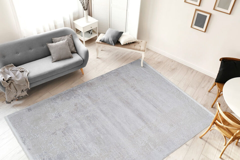 Tkana preproga Triomphe TRI 502 silver, več dimenzij - 80 x 150 cm