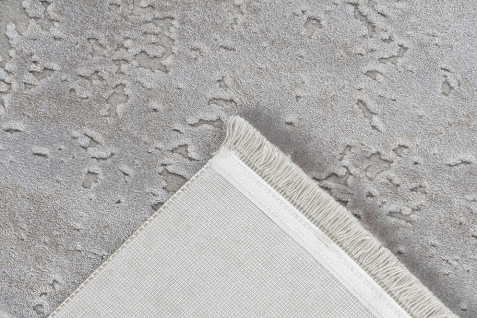 Tkana preproga Triomphe TRI 502 silver, več dimenzij