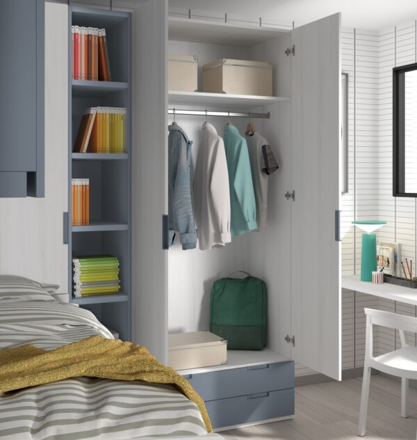 podrobnost odprte garderobne omare otroške sobe z mostom F014 - pohištvo compactos