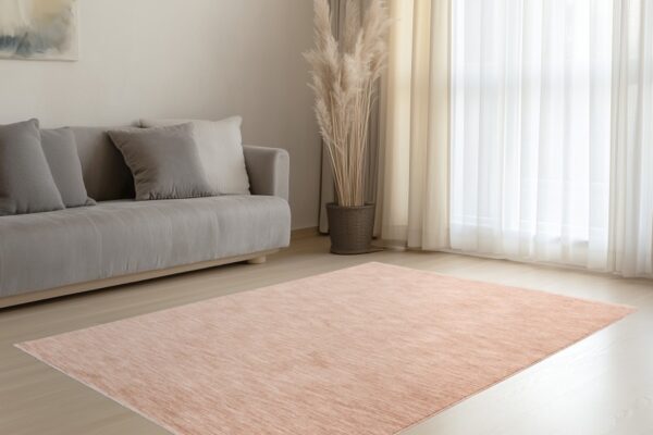 Tkana preproga PAN 700 peach marelične barve