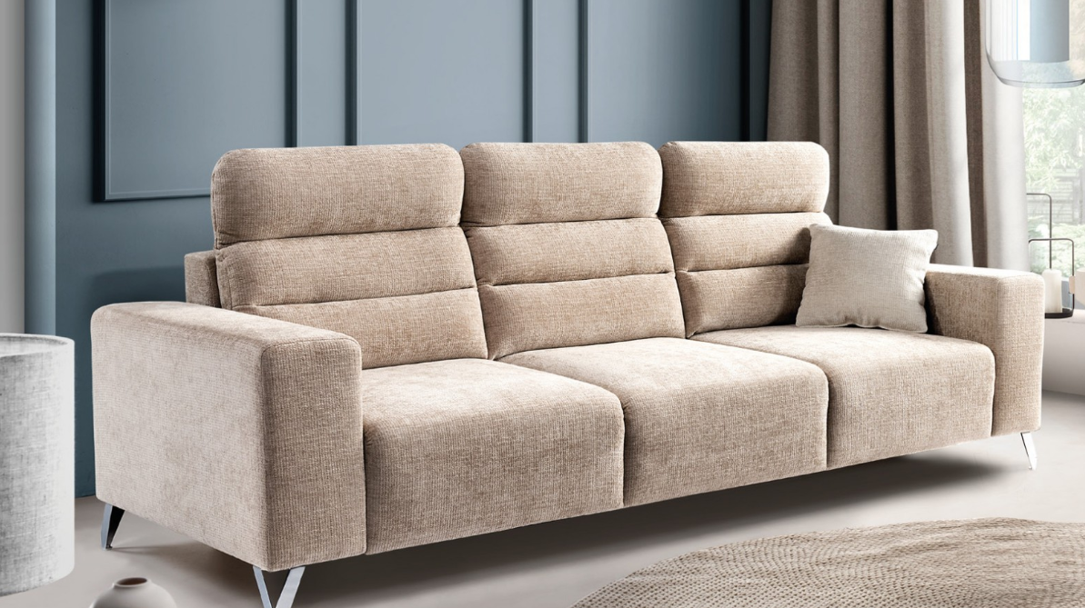 Raztegljivi trosed Horn