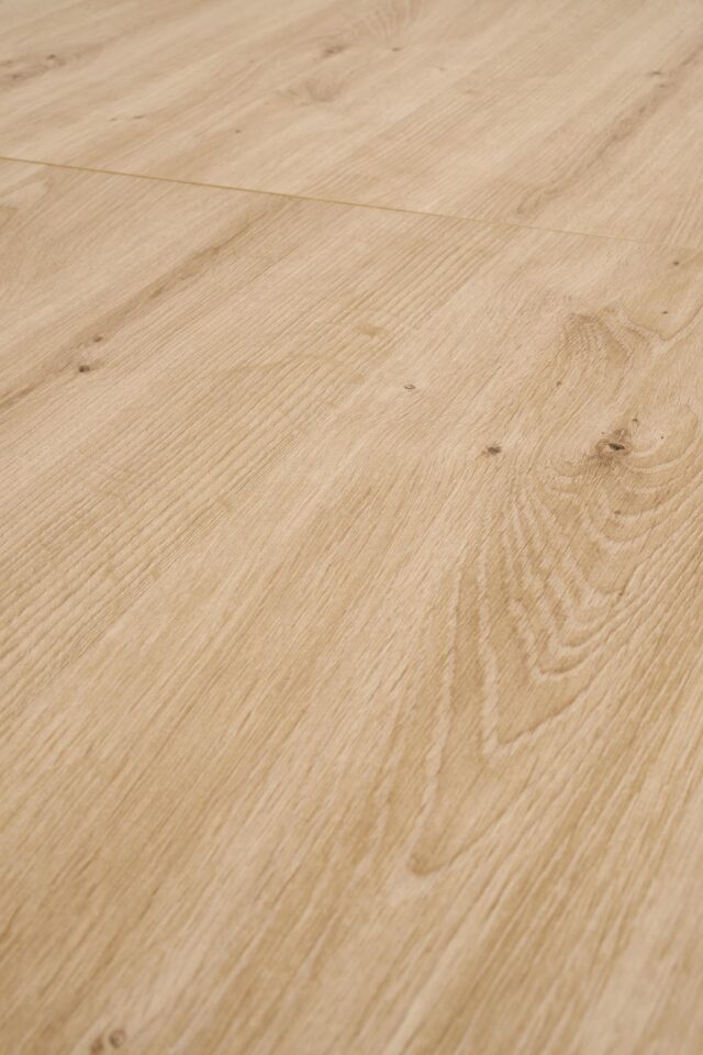 Raztegljiva jedilniška miza Bagio 120-160 cm, Artisan hrast / Črna, v prostoru