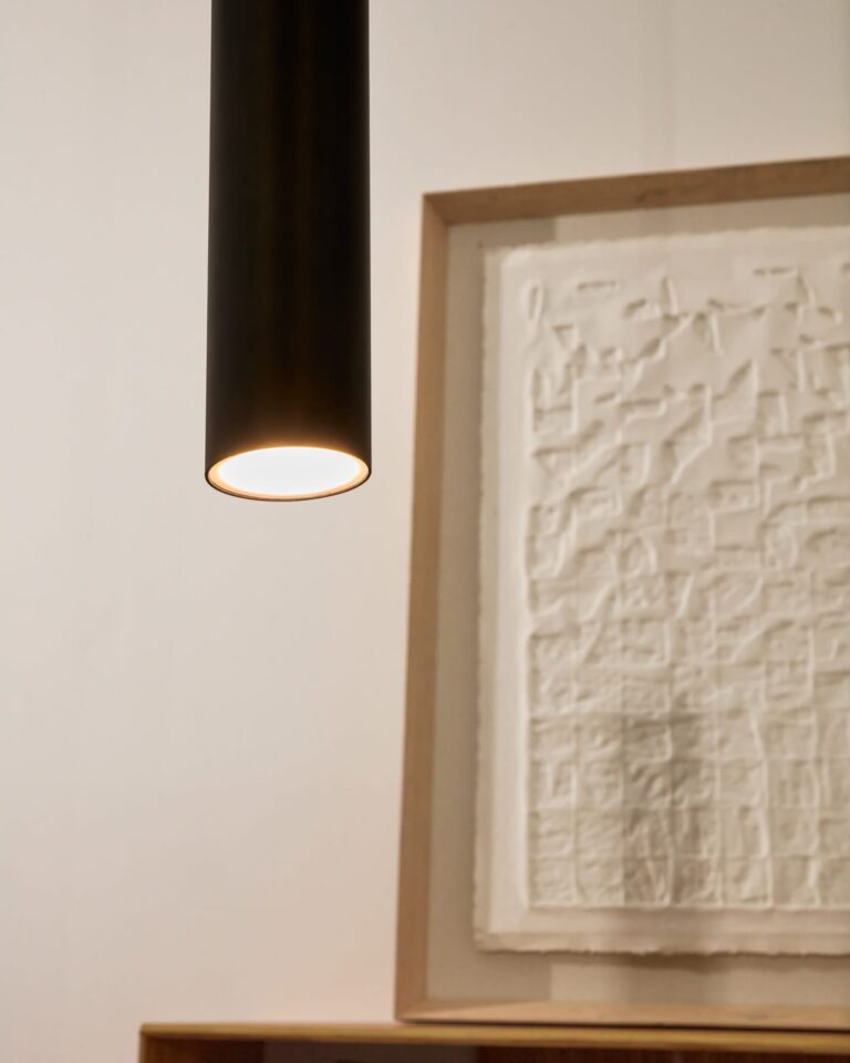 Viseča svetilka Andia, aluminijast valj, LED 7 W, 10 x 10 x 280 cm