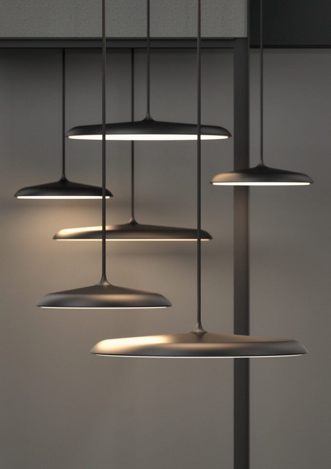 Artist 40 | Viseča svetilka | Črna