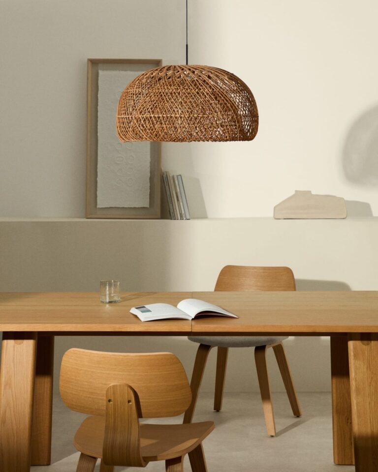 Senčnik za stropno svetilko Isora, ročno pleten ratan, Ø 60 x 33 cm