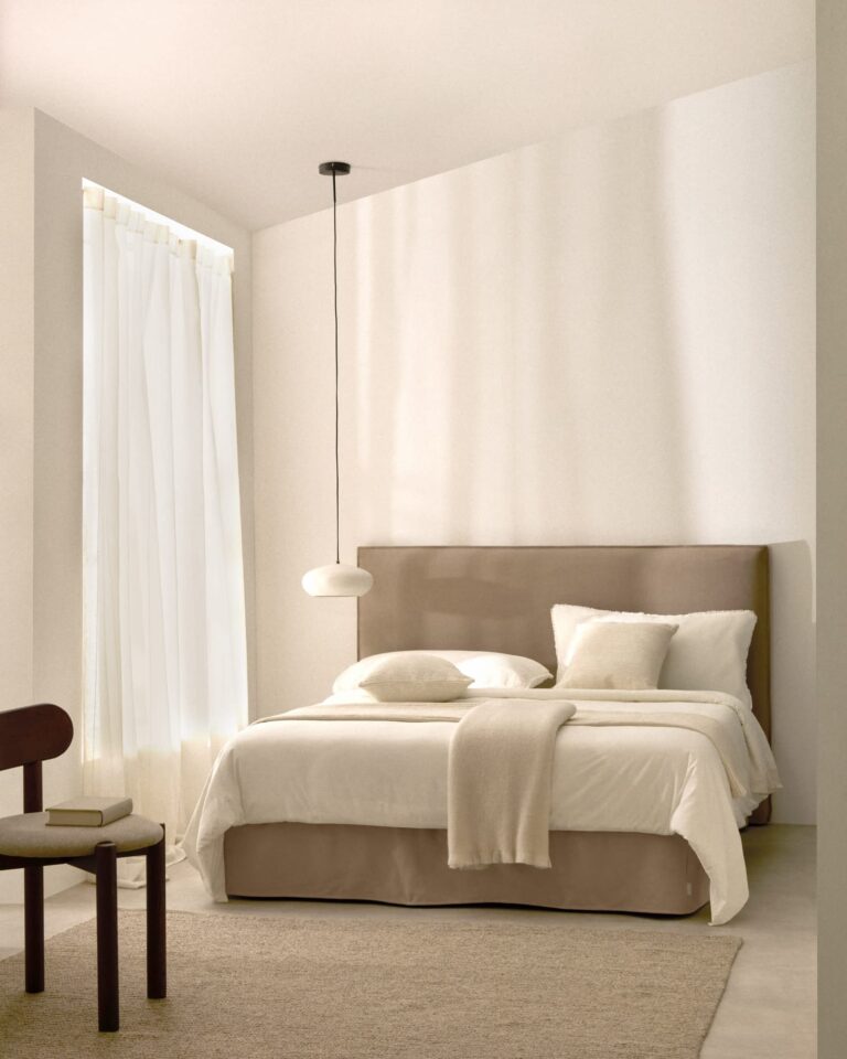 Postelja Jaira za ležišče 180 x 200 cm, bombaž in lan, taupe, 200 x 210 cm