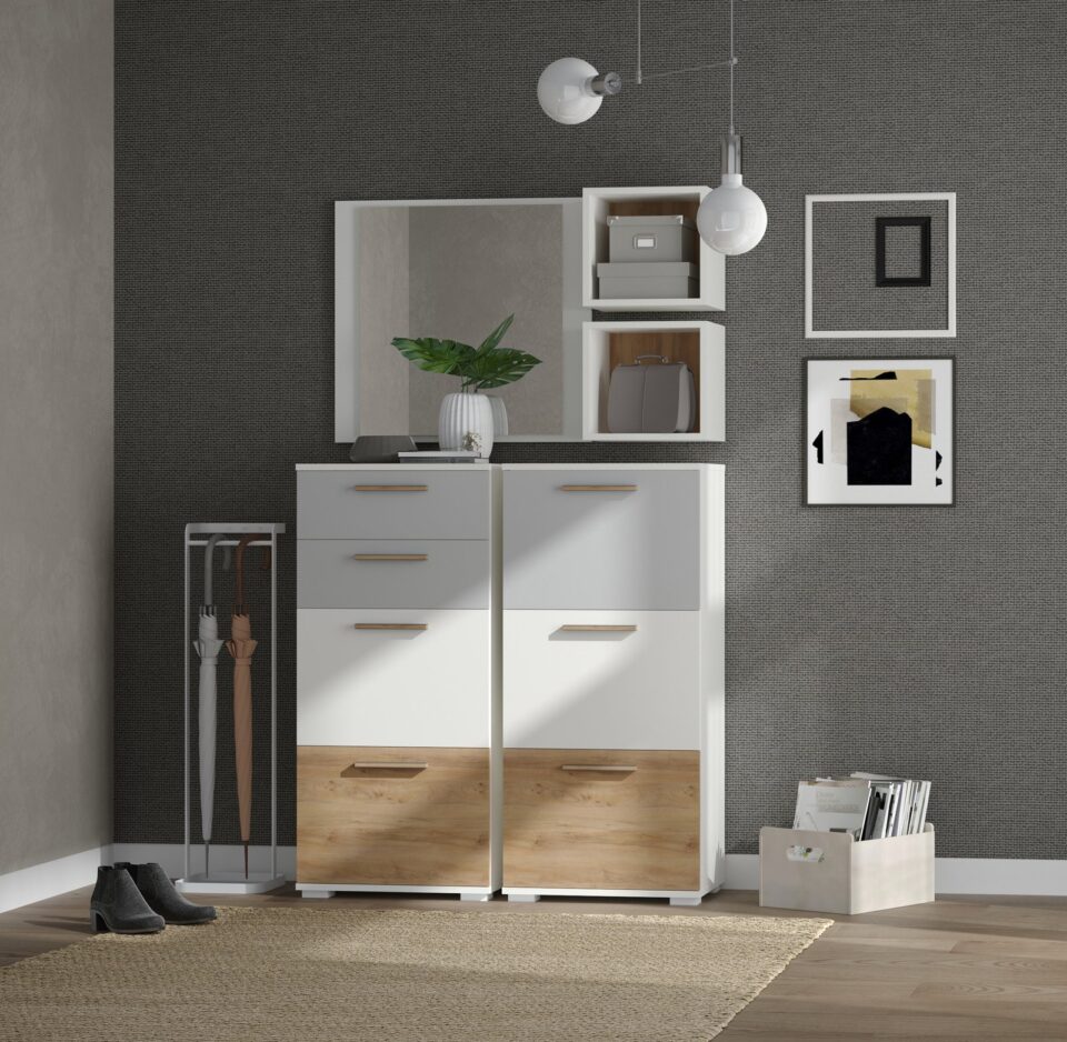 Predsoba All Room Concept z dvema omaricama B, ogledalom in policama