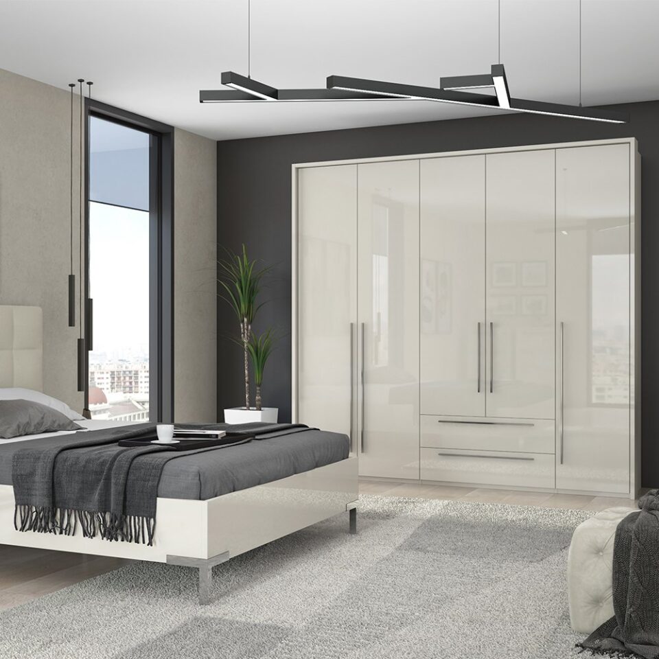 Garderobna omara Piano P52/PN, bež (detajl v prostoru)