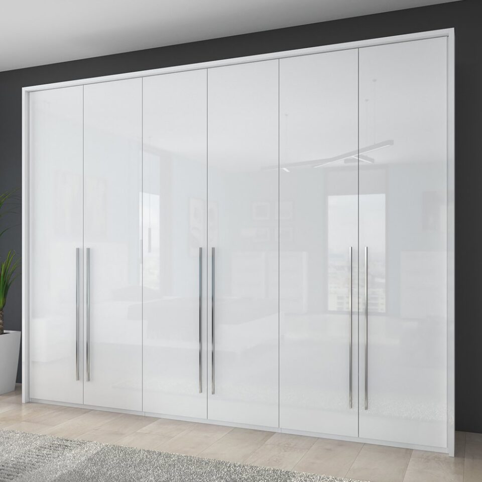 Garderobna omara Piano P6/PN, bela (detajl v prostoru)