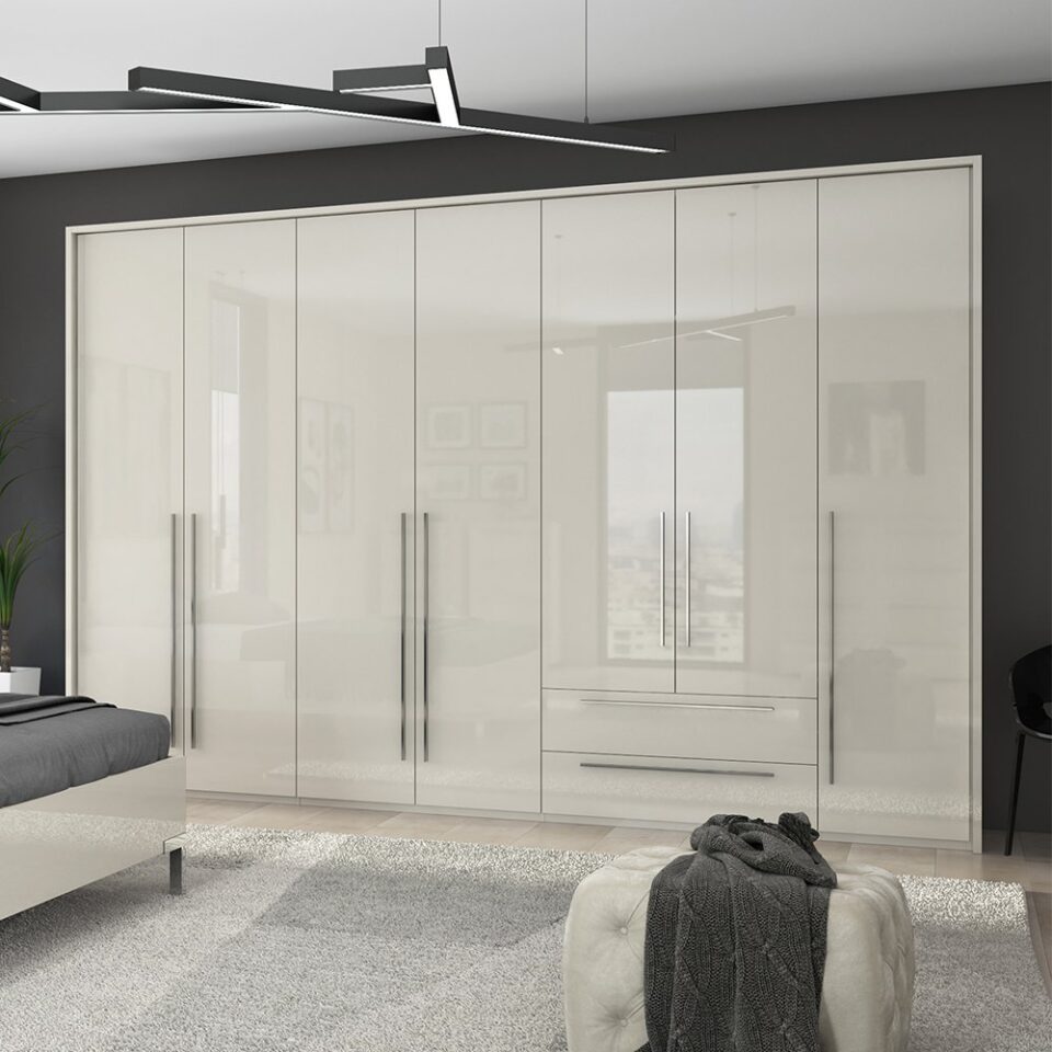 Garderobna omara Piano P72/PN, bež (detajl v prostoru)