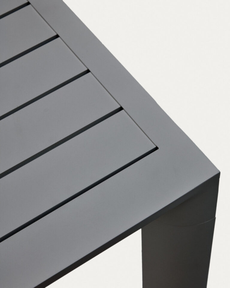Jedilniška miza Culip iz aluminija v sivi barvi, v dimenziji 180 x 90 cm