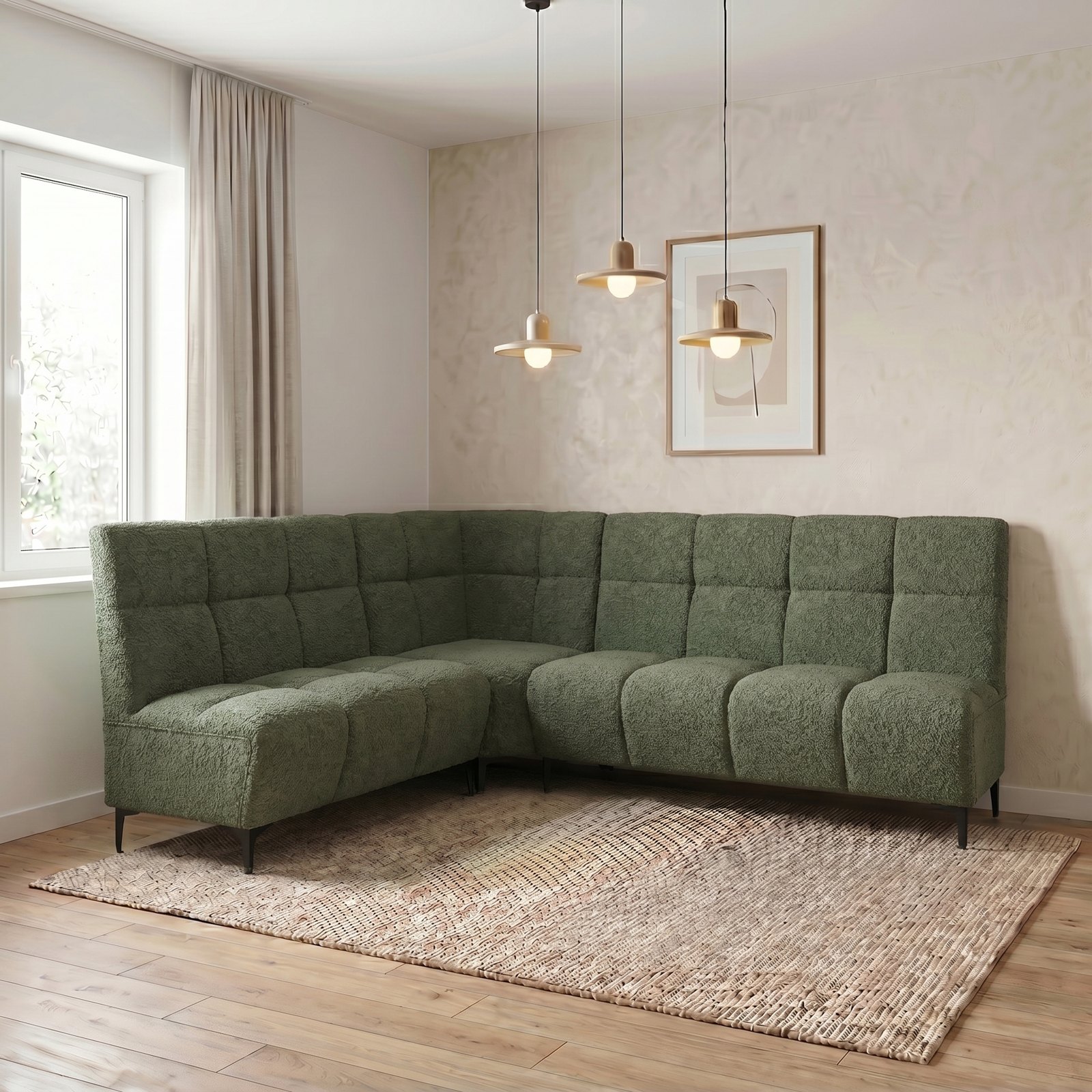 Kotna klop Fjord v zeleni boucle tkanini s kvadratnimi blazinastimi polji v jedilnici.