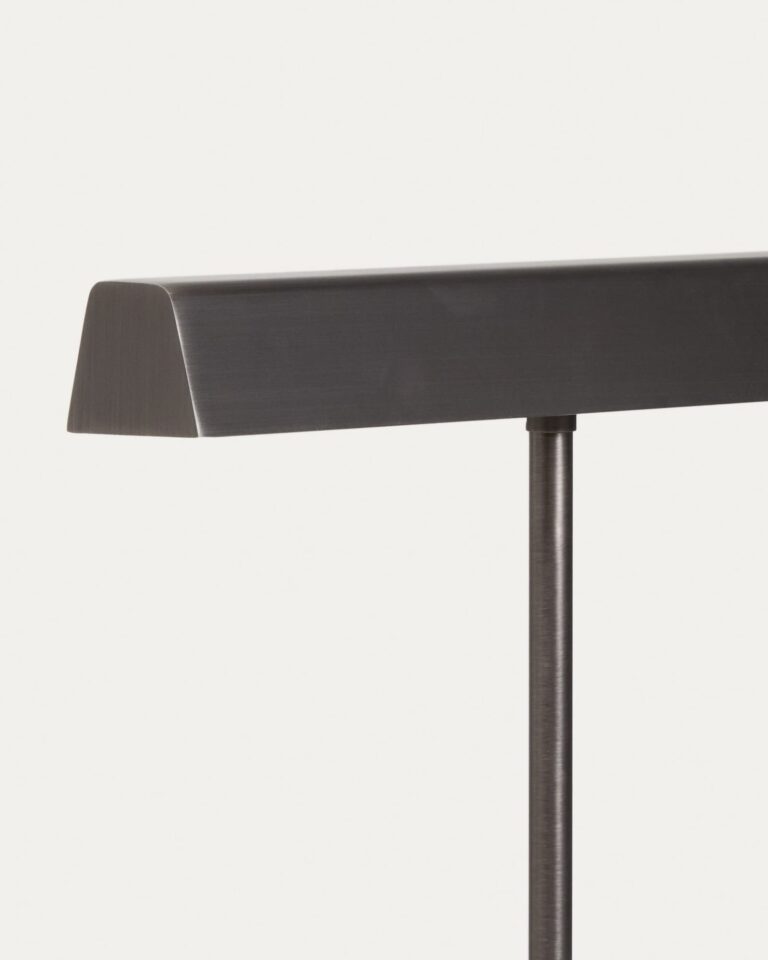 Stoječa svetilka Lynor, brušeno jeklo, marmorno podnožje, višina 121 cm