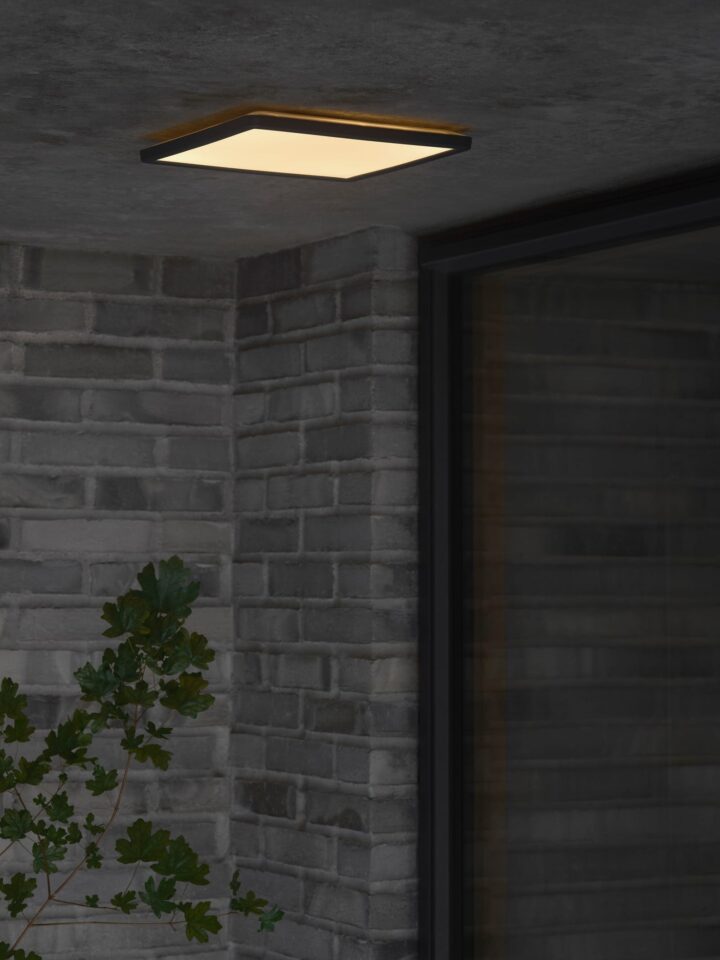 Oja 29 Outdoor Square | Zunanja svetilka | Črna