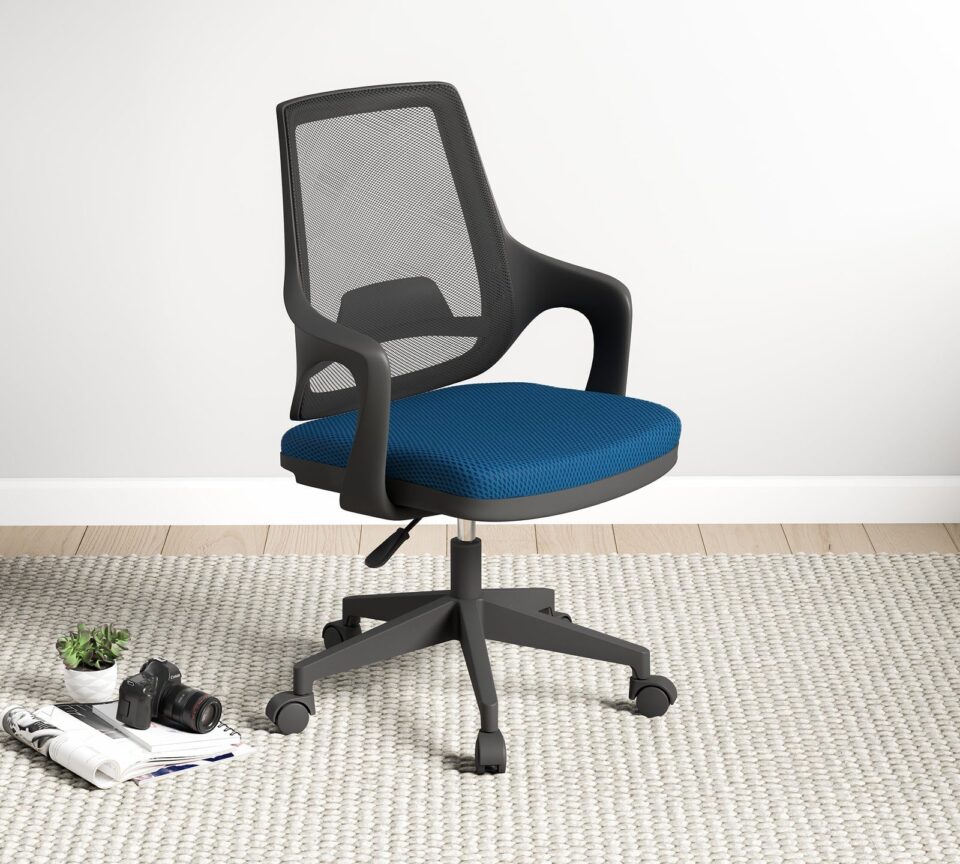 Stol Flex moder v sobi